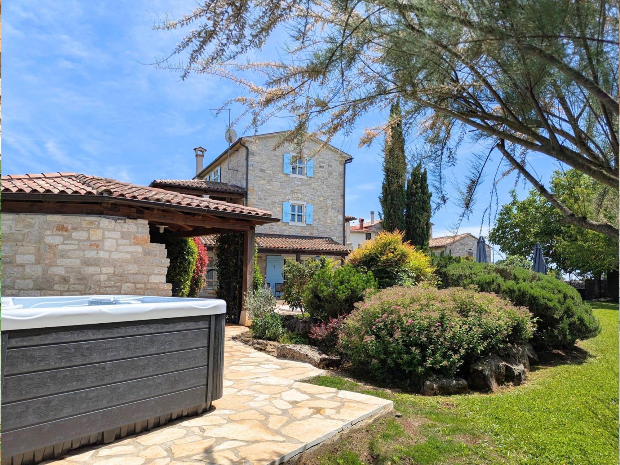 Villa Paolina With Hot Tub Višnjan Zewnętrze zdjęcie